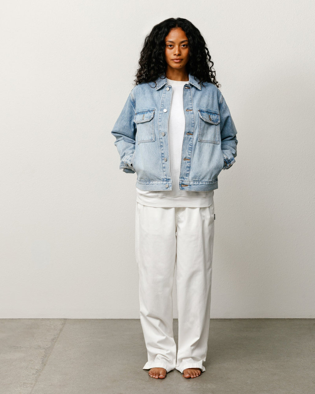 DENIM TRUCKER JACKET