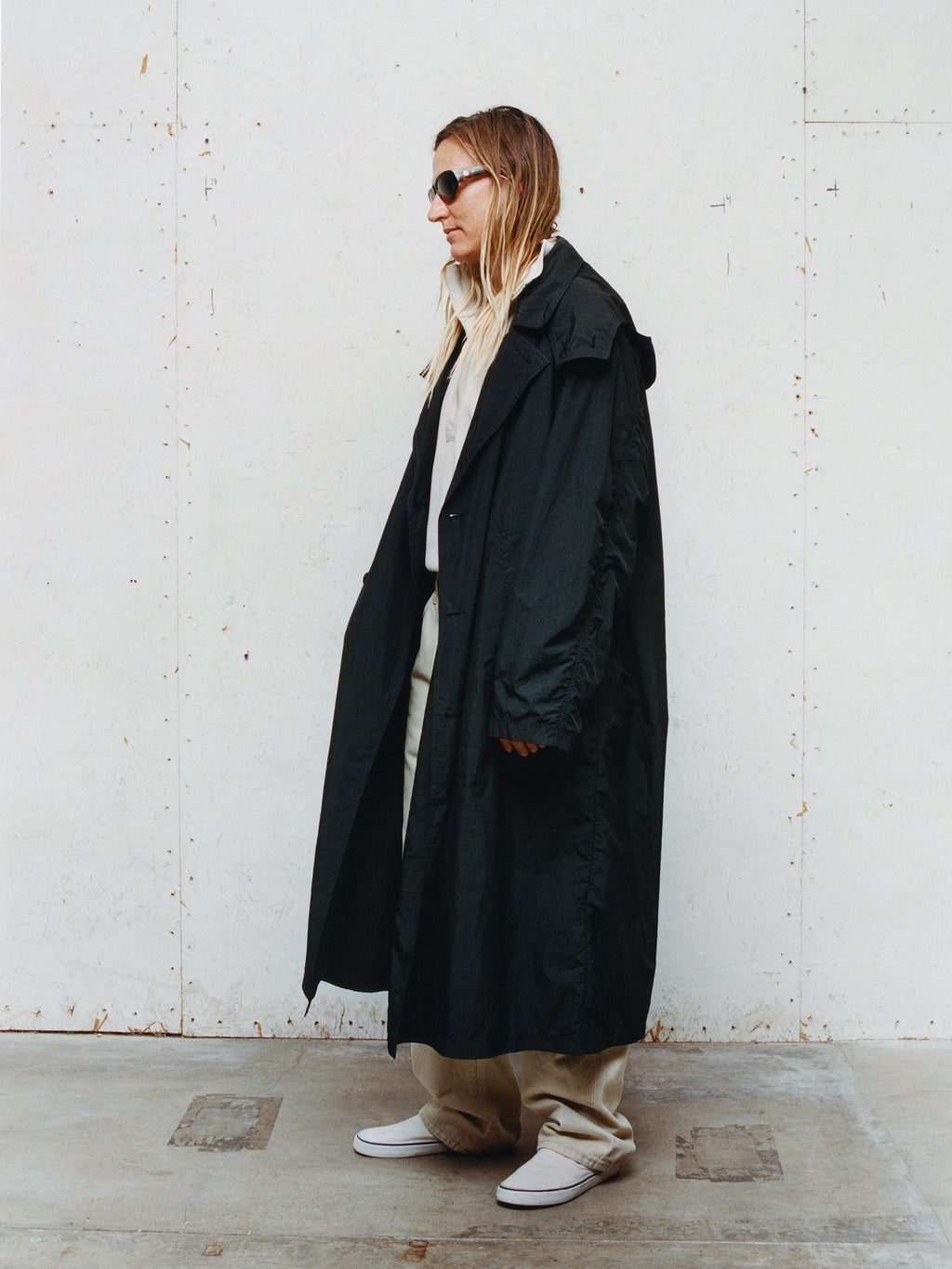 ULTRA LIGHTWEIGHT NYLON TRENCH