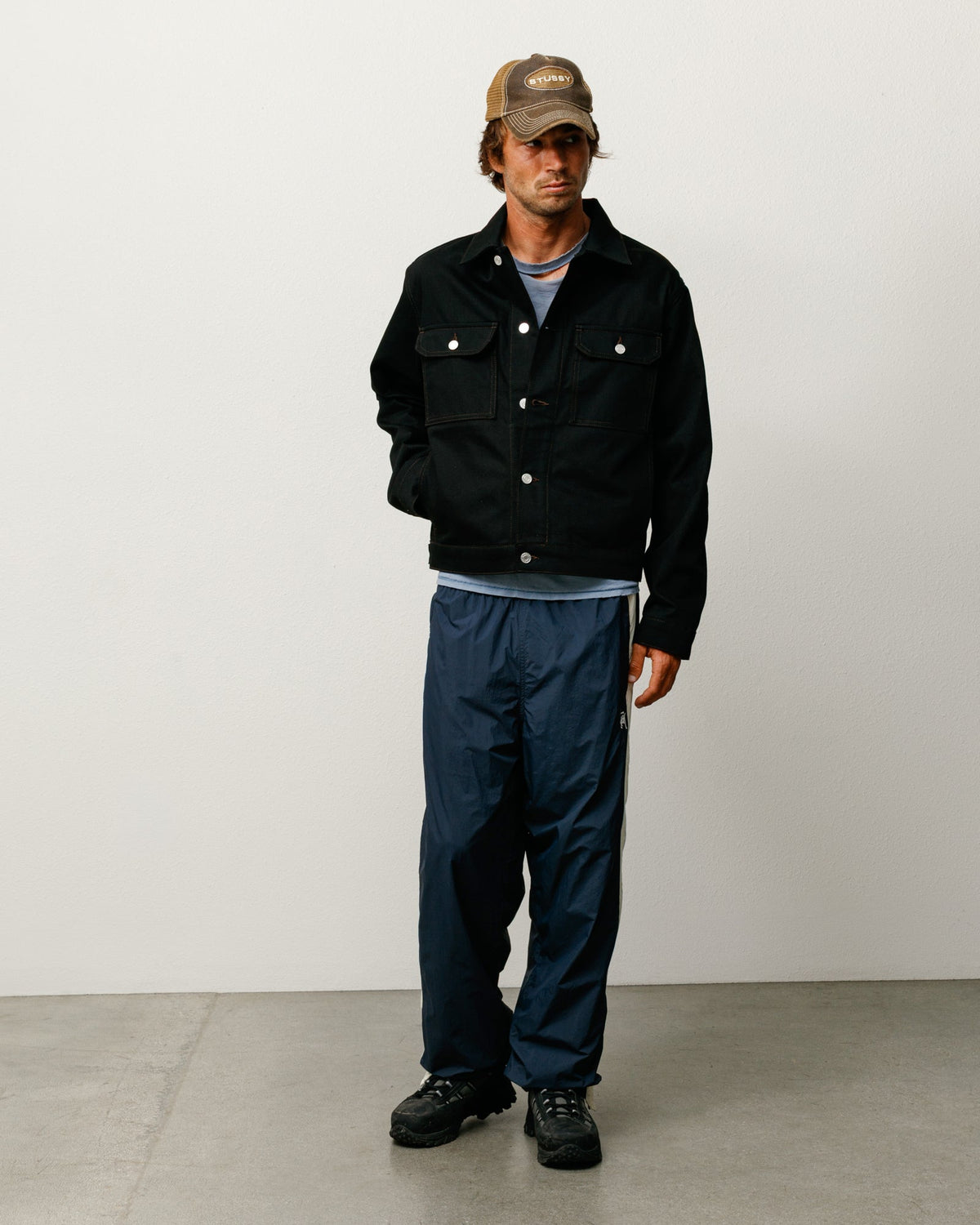 SIDE STRIPE TRACK PANT