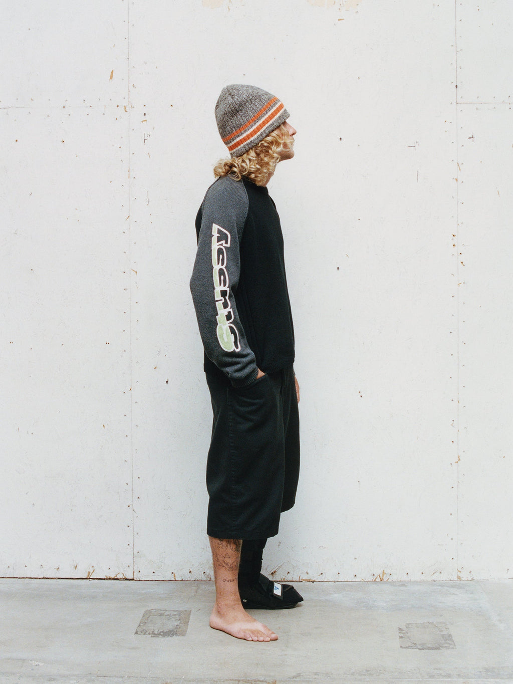 TWO TONE RAGLAN SWEATER