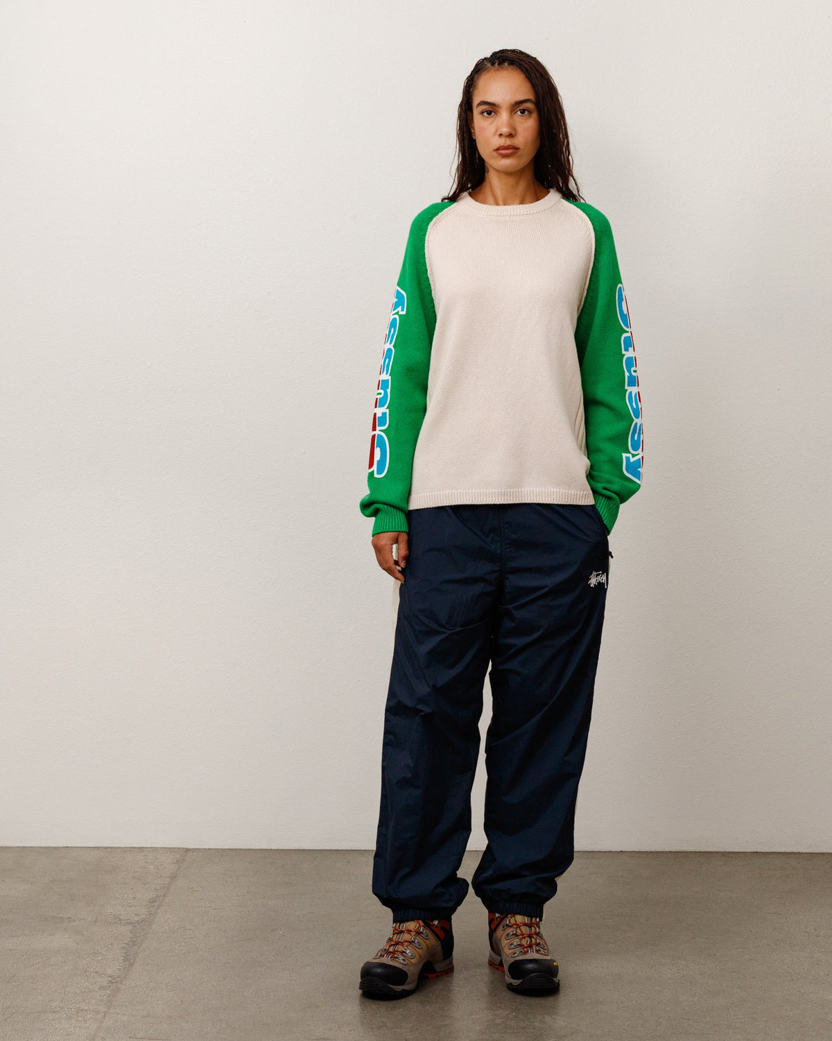 TWO TONE RAGLAN SWEATER