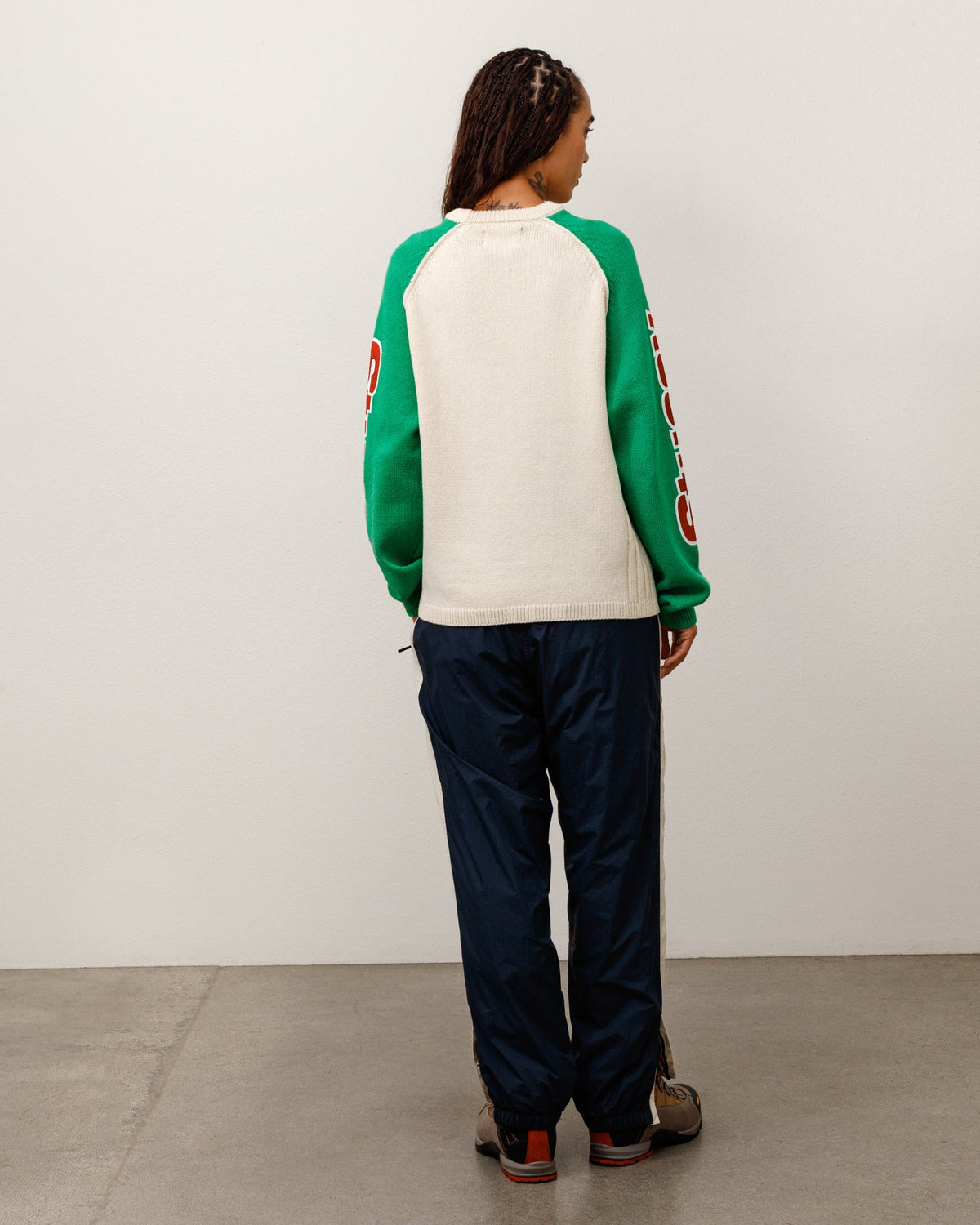 TWO TONE RAGLAN SWEATER