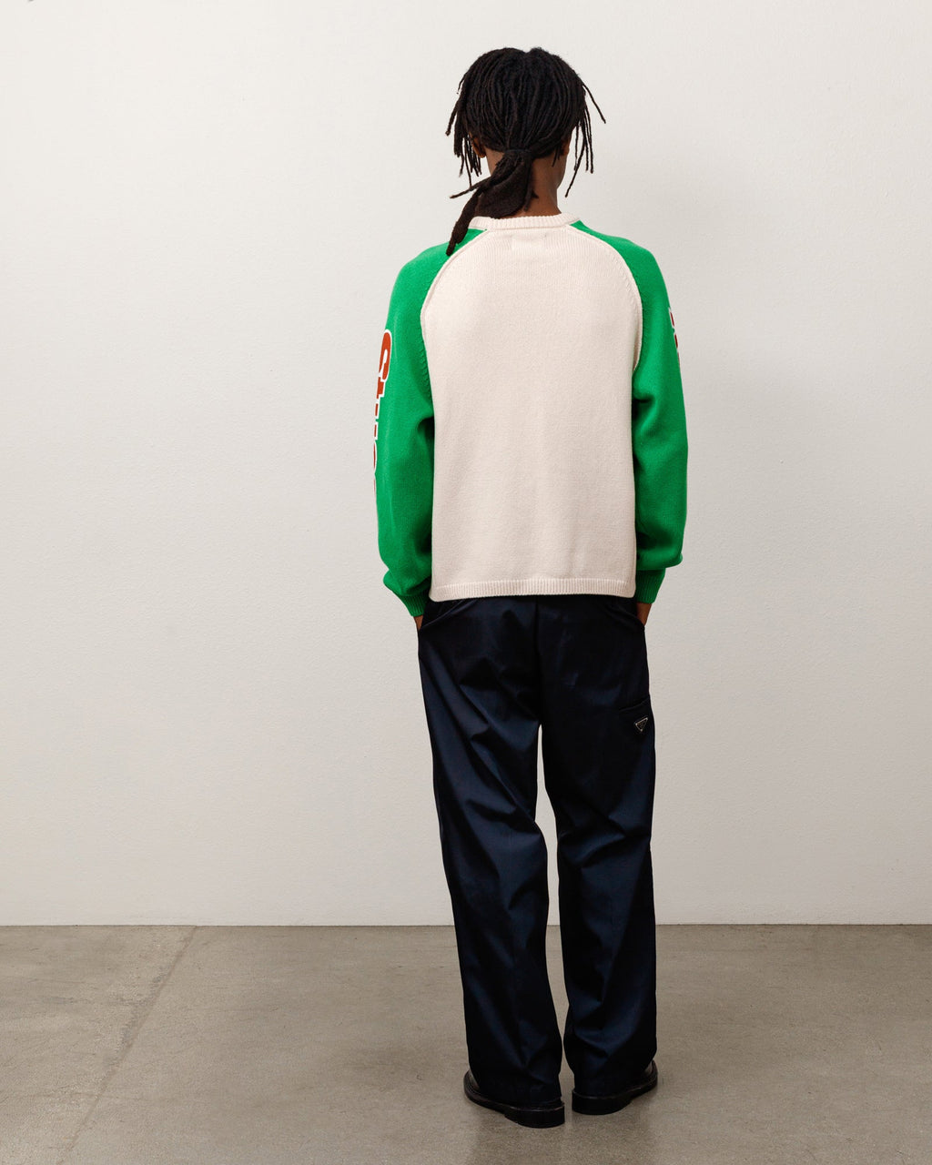 TWO TONE RAGLAN SWEATER
