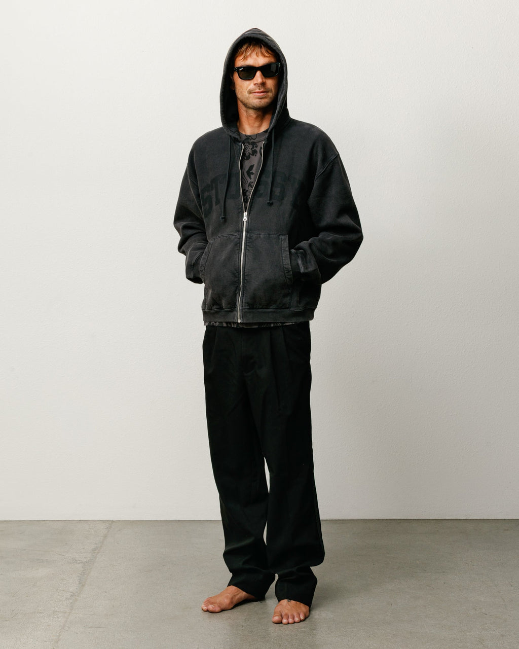 FADED GRAPHIC ZIP HOODIE