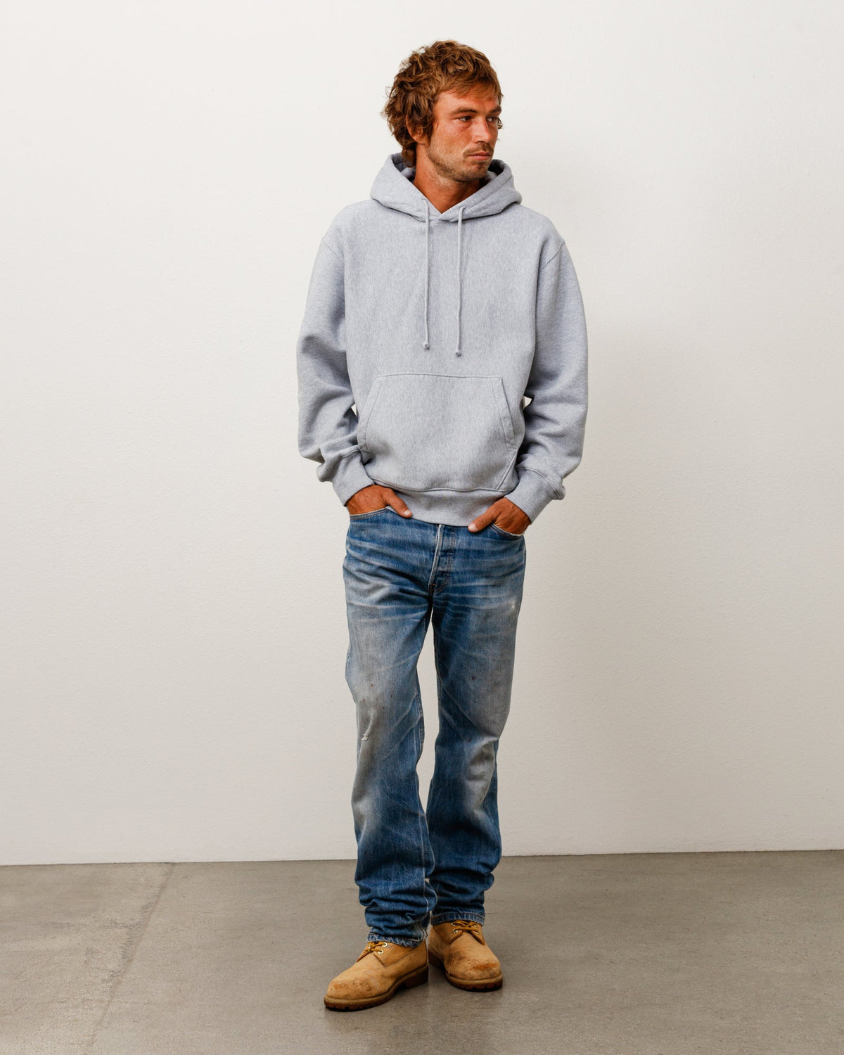 FLEECE HOODIE
