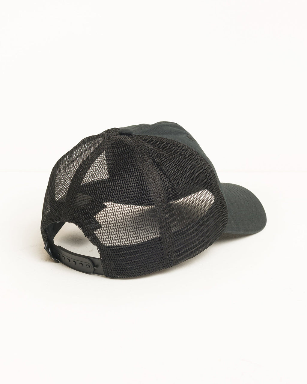 CURSIVE STITCH TRUCKER